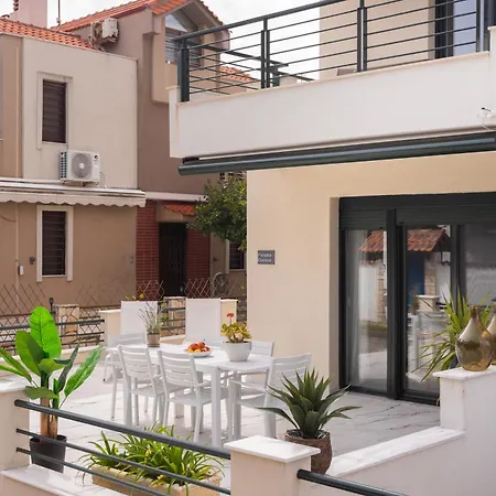 Holiday home Paradise Overlook - Beachfront *