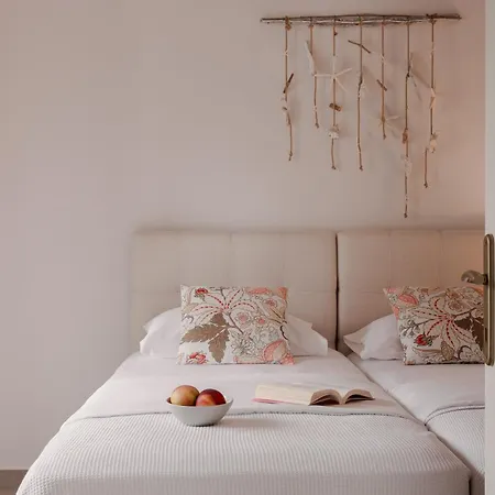 Paradise Overlook - Beachfront Holiday home Pefkochori